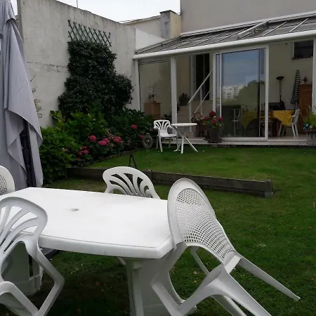 7 Rue Jules Robert בית נופש *